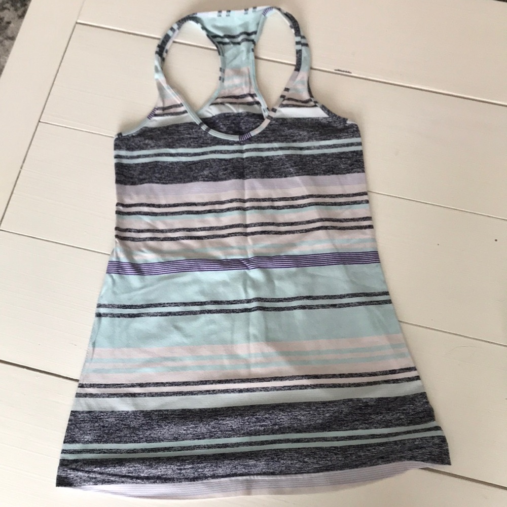 Lululemon tank